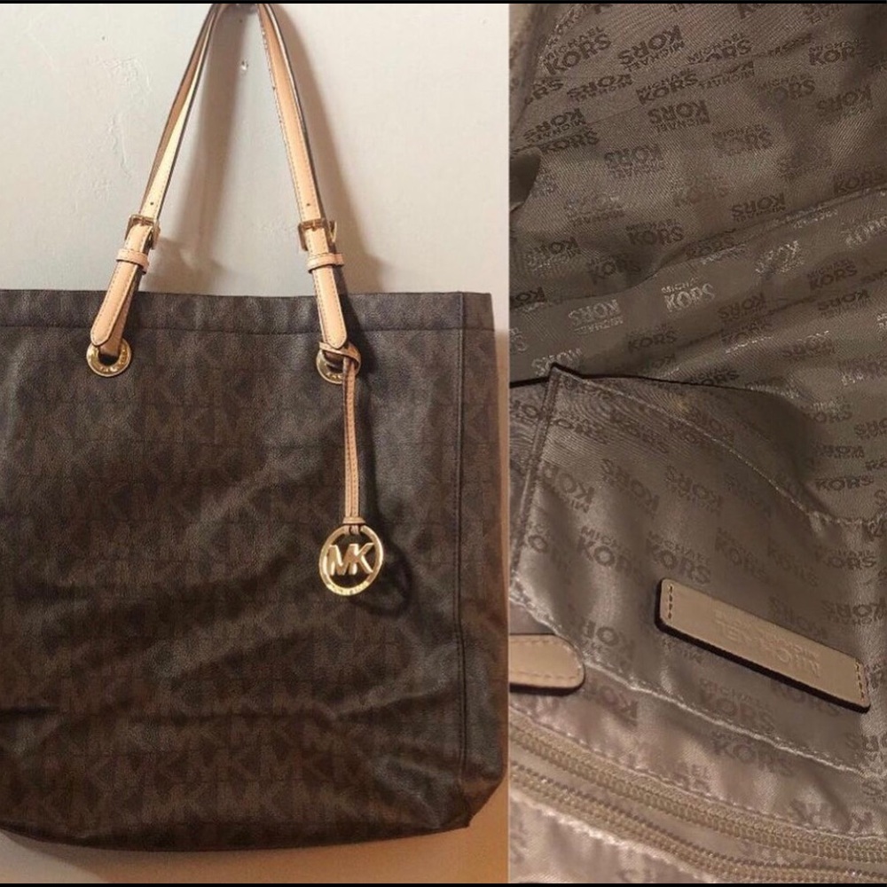 MICHAEL KORS — Logo Purse